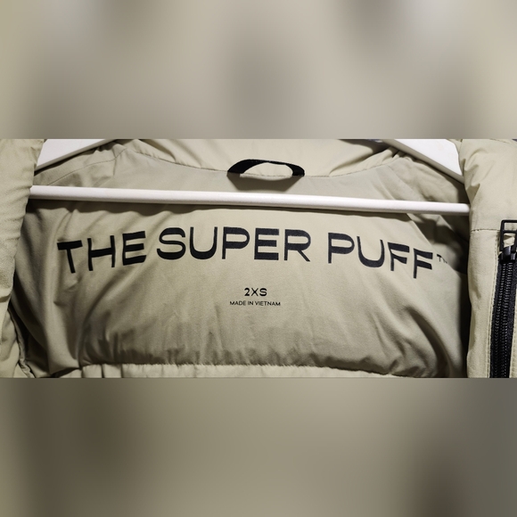 The Super Puff Long Jacket - 2XS - SAGE - Aritzia/TNA - Picture 11 of 17